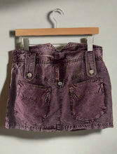 Load image into Gallery viewer, MAX &amp; Co Y2K skirt
